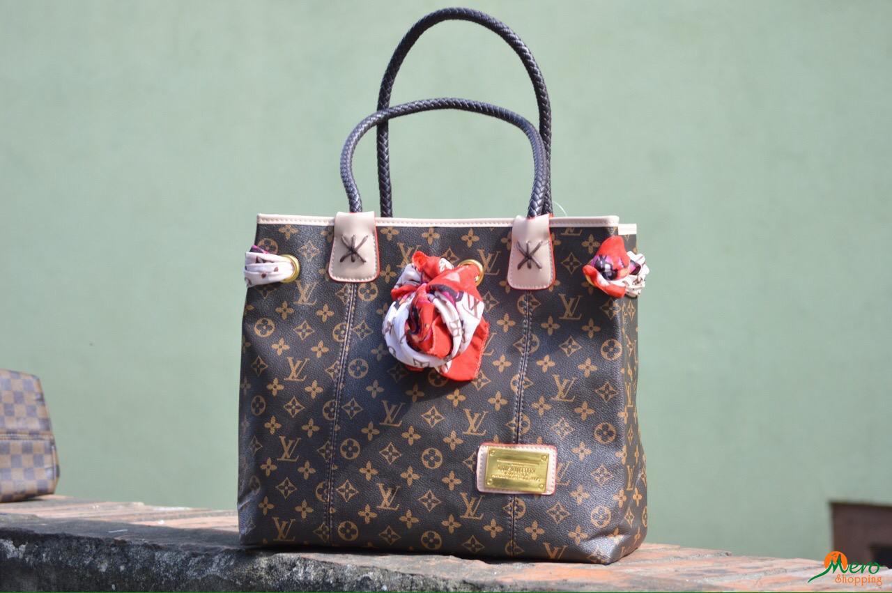 Lv 3 piece bag set Available. Size - Online_Nepal_Mantra