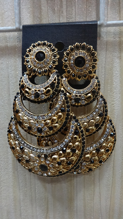 Ramleela Black & Golden Earring 